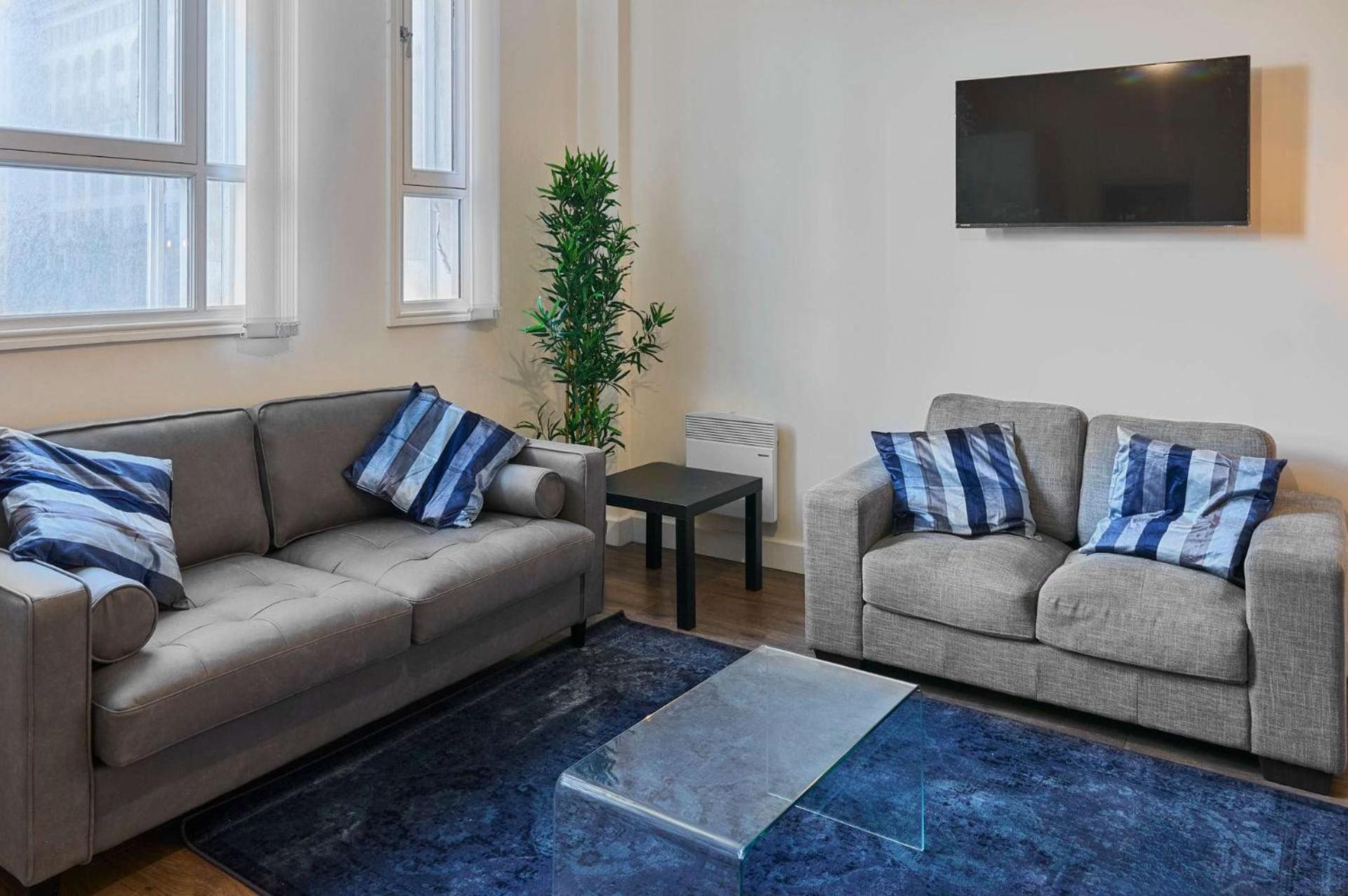 Apartment Host & - Three Graces Getaway